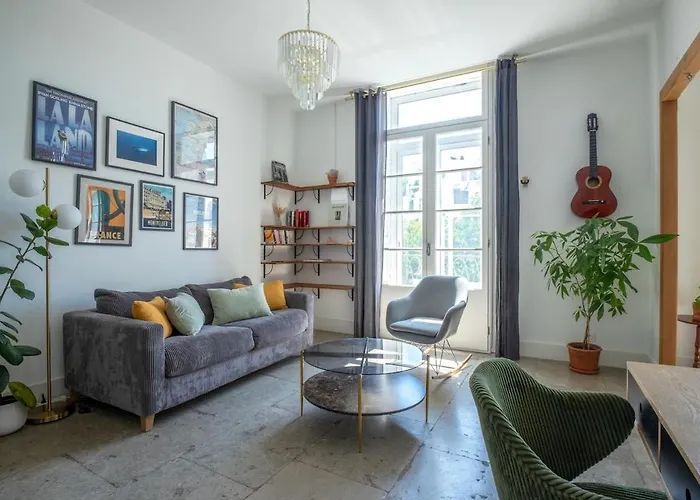 Centre - Parking - 5 Min Place Comedie - Tram Μονπελιέ